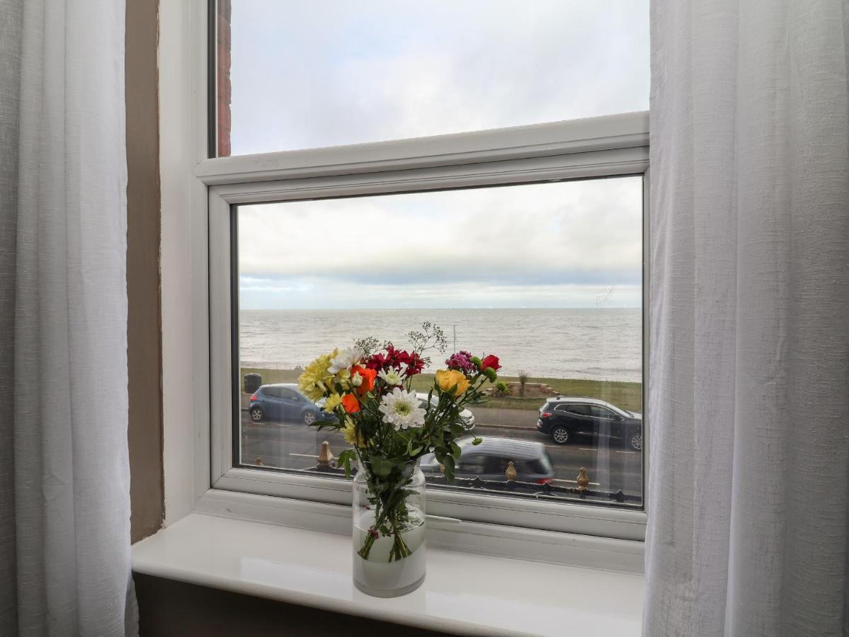 Ty Canol Rhyl Exteriér fotografie